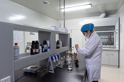 479163955522929.jpg 實驗室6.jpg